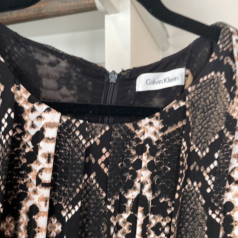 Python print Calvin Klein dress - Picture 2 of 3